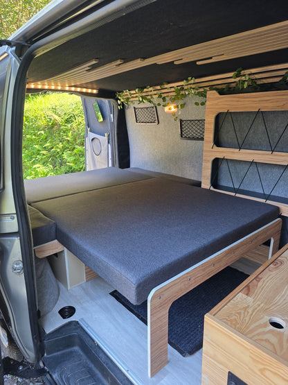 Vankamp avec tiroirs et matelas inclus