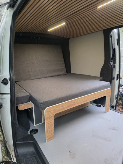 Vankamp avec tiroirs et matelas inclus